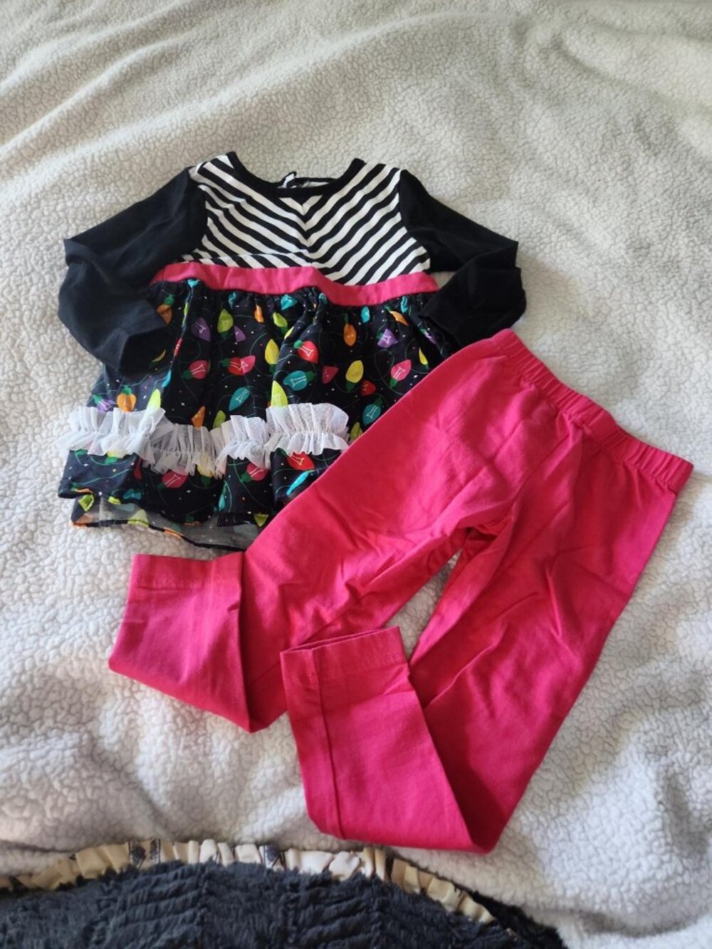 Ricrac & Ruffles Christmas tree light outfit Size 3T